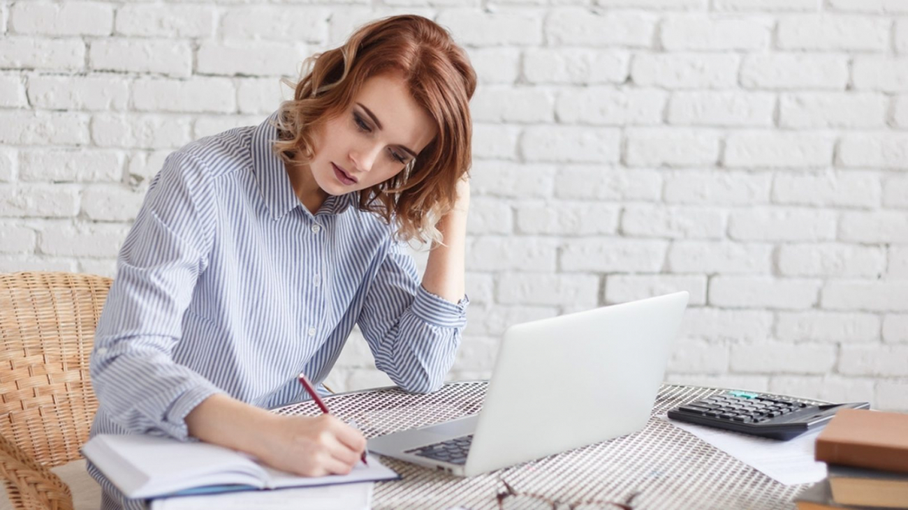 Mask-Group-43@2x-1600x900